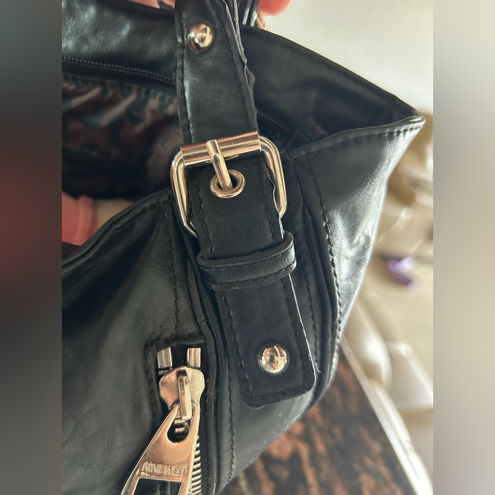 Nine West black shoulder bag. Used. - Picture 7 of 17